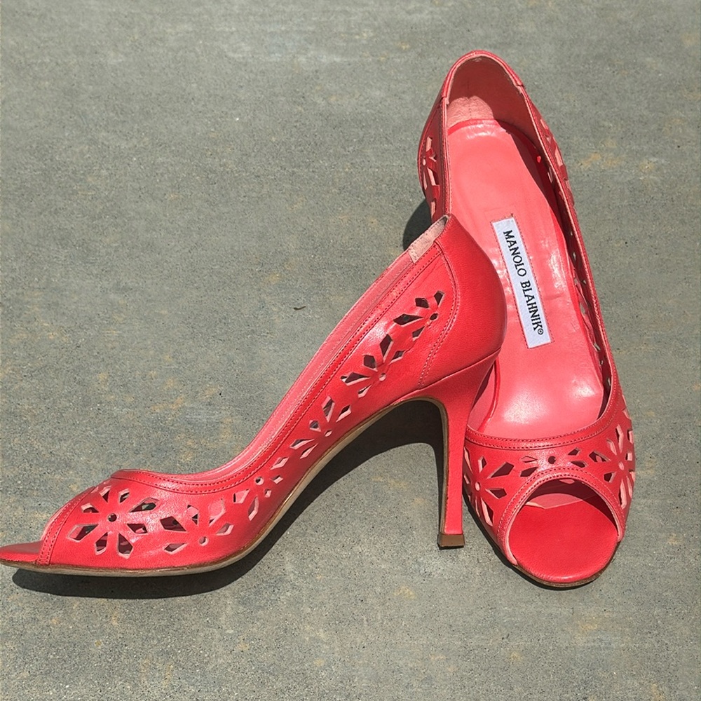 Manolo Heels